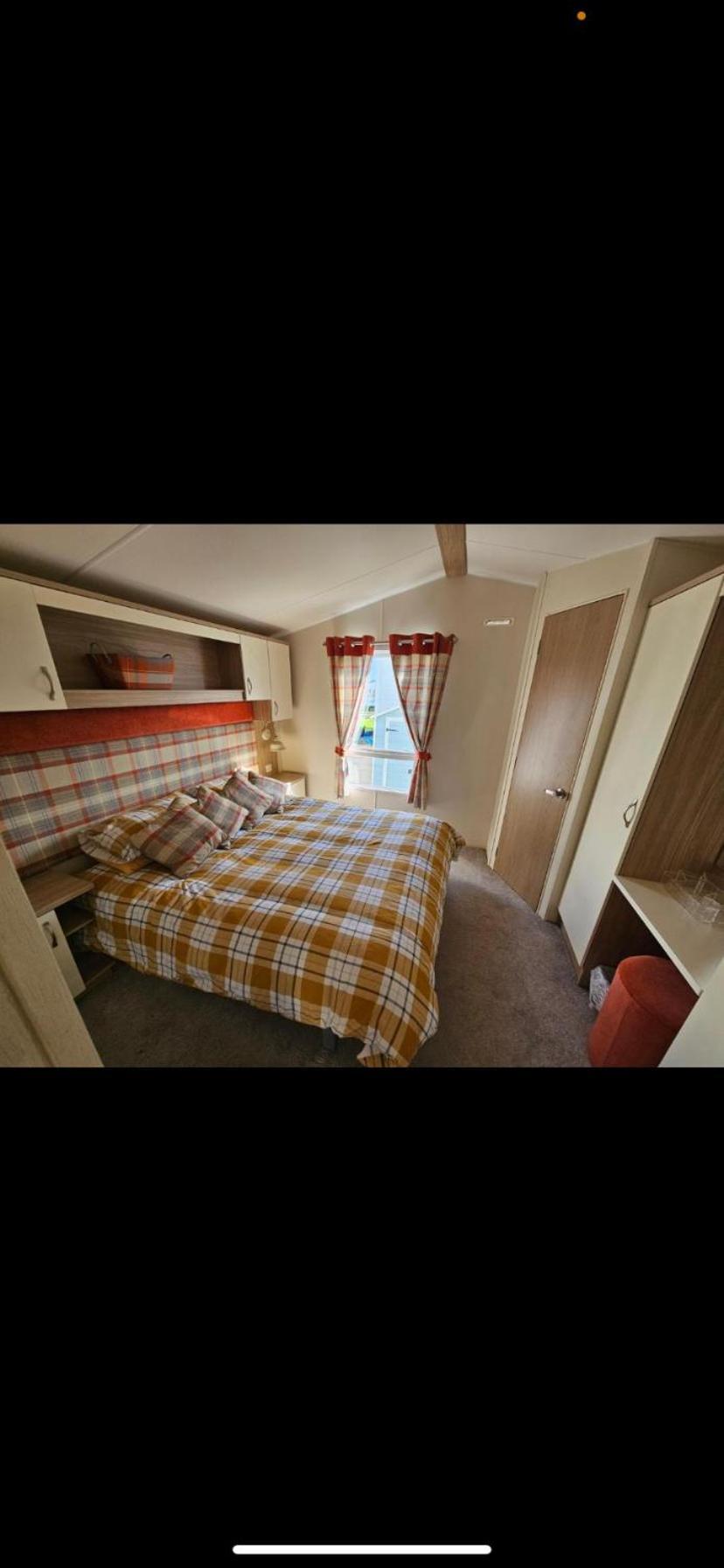 Caravan Chestnut Apart otel Meliden Dış mekan fotoğraf